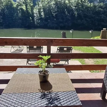 بيت للعطل Brvnara Morava أوفجار بانيا