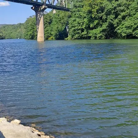 بيت للعطل Brvnara Morava